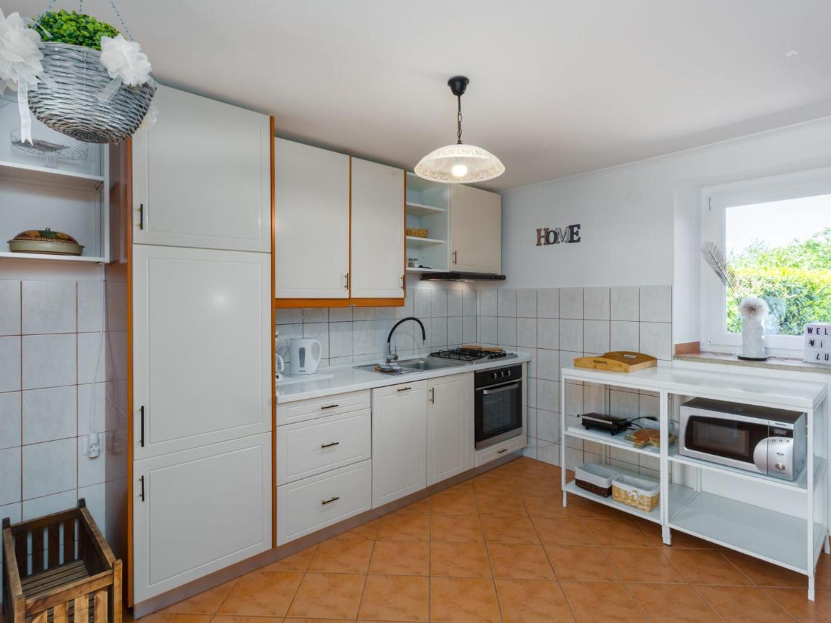 Holiday Home Villa Lucky By Interhome ブルトニグラ エクステリア 写真