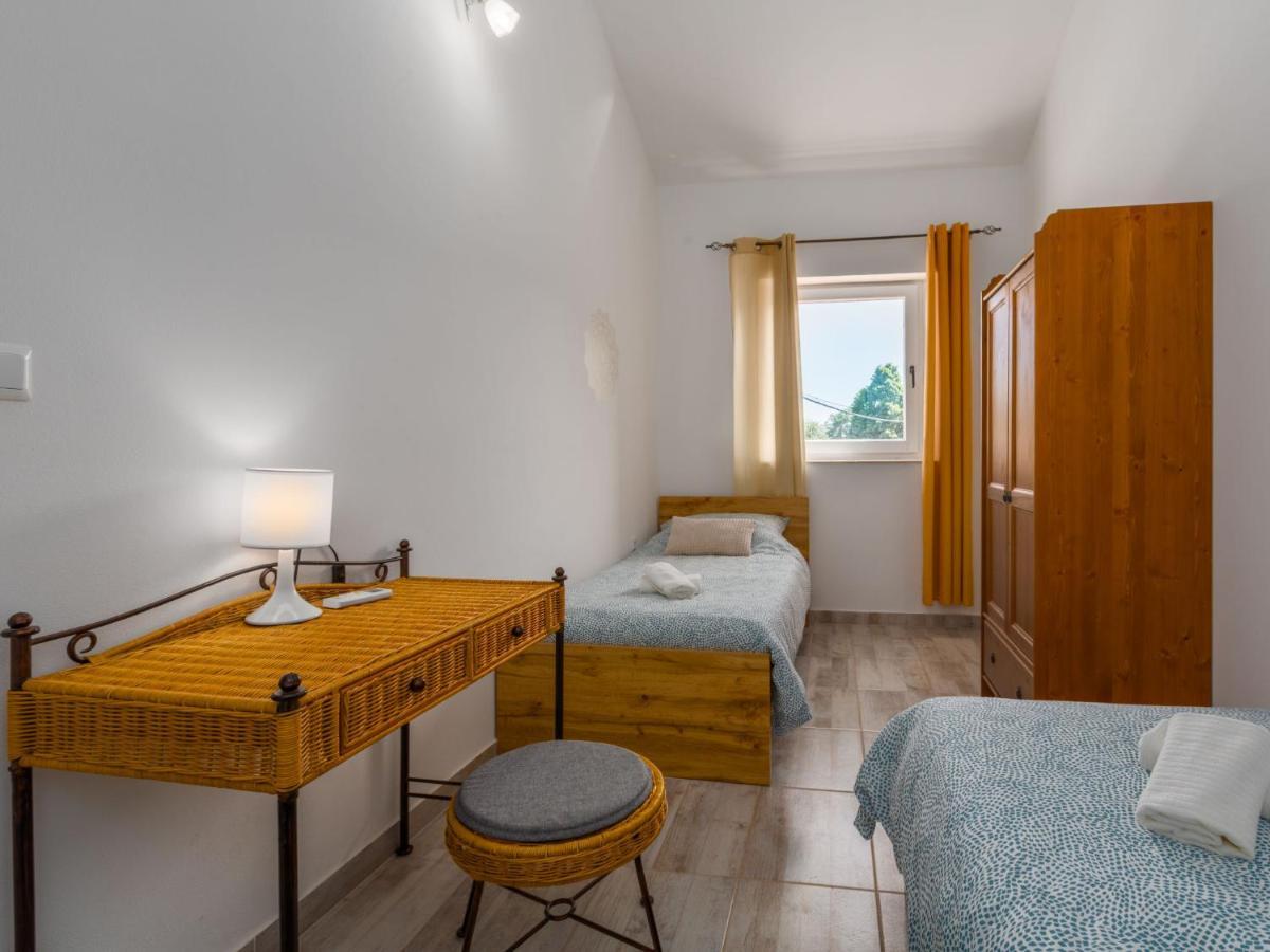 Holiday Home Villa Lucky By Interhome ブルトニグラ エクステリア 写真