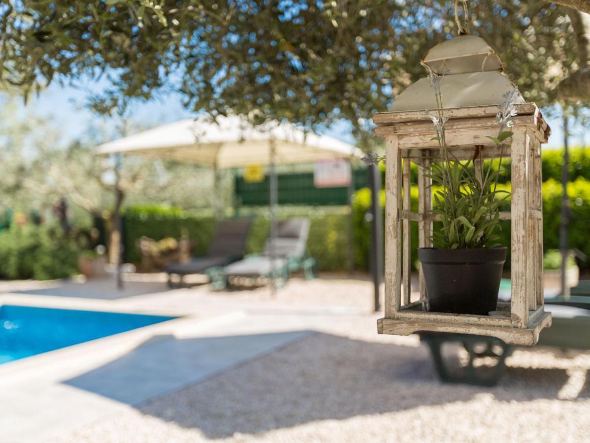 Holiday Home Villa Lucky By Interhome ブルトニグラ エクステリア 写真